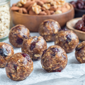 CHOCOLATEY, NUTTY (PROTEIN) ENERGY BITES