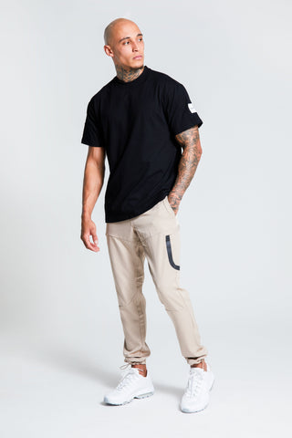 Mens- Oversized T-shirt - Collab Edition -  Black