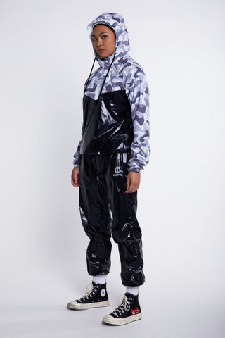 Womens - Hybrid Performance Sweat Suit - Camo/Black
