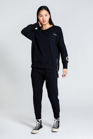 Womens - Essential Jumper - Black